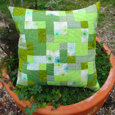 100 cushion green