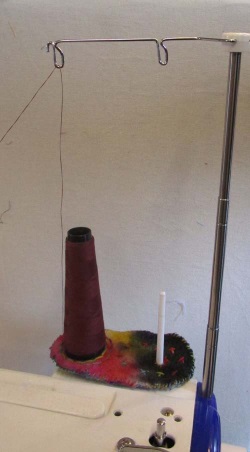 thread stand 2